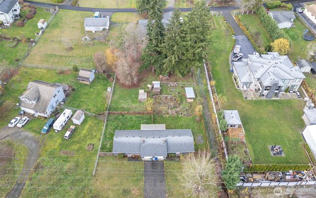 5609 5611 104th Street E, Puyallup, WA 98373