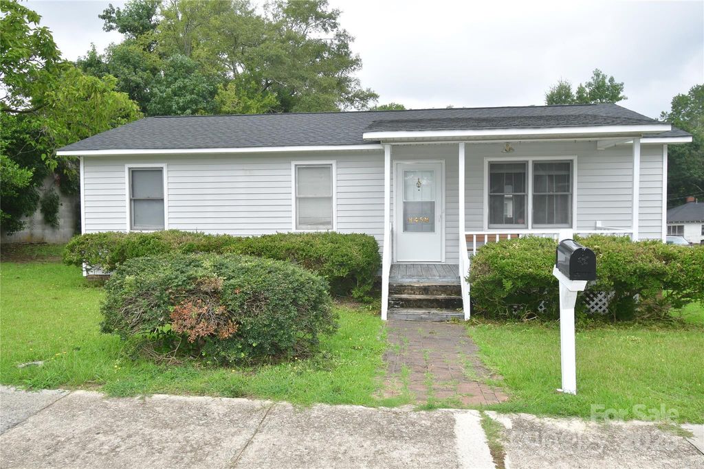 6458 N Matson Street, Kershaw, SC 29067