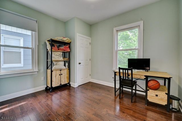 135 Sanford St, East Orange City, NJ 07018