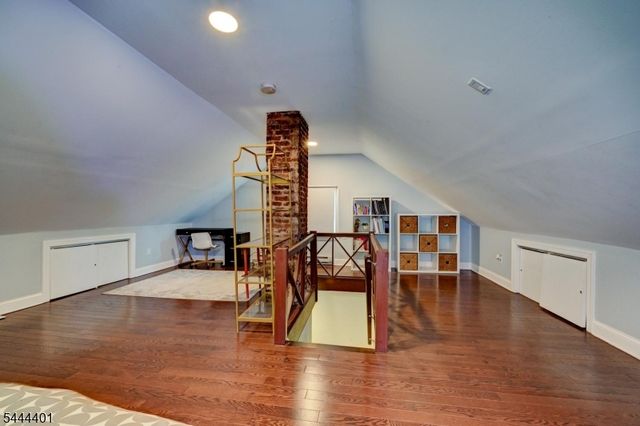 135 Sanford St, East Orange City, NJ 07018