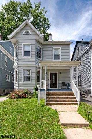 135 Sanford St, East Orange City, NJ 07018