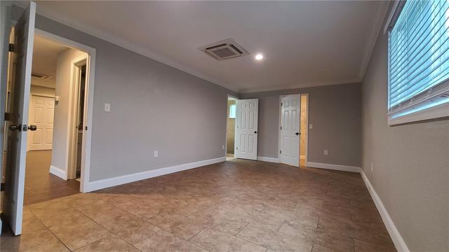 1718 CARDINAL DR, Clearwater, FL 33759