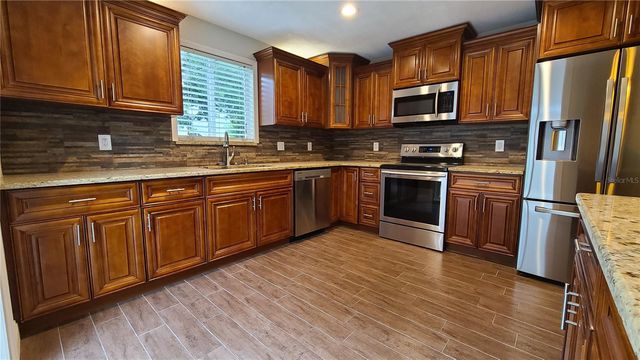 1718 CARDINAL DR, Clearwater, FL 33759