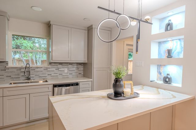 2354 San Marcus Avenue, Dallas, TX 75228