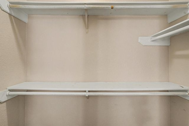 4 S Flamingo Street, La Marque, TX 77568