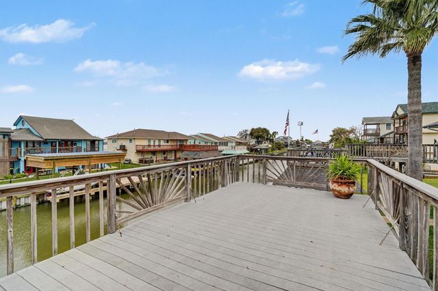 4 S Flamingo Street, La Marque, TX 77568