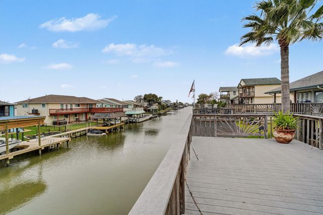 4 S Flamingo Street, La Marque, TX 77568