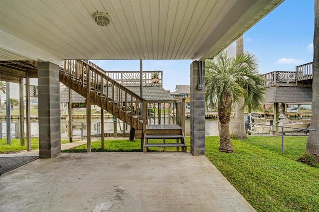 4 S Flamingo Street, La Marque, TX 77568