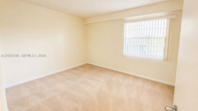12900 SW 13th St 413E, Pembroke Pines, FL 33027
