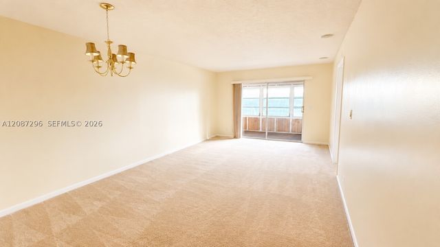 12900 SW 13th St 413E, Pembroke Pines, FL 33027