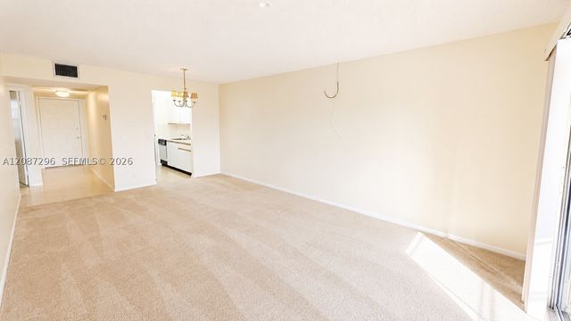 12900 SW 13th St 413E, Pembroke Pines, FL 33027
