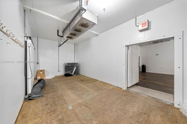 2585 NW 21st Ter, Miami, FL 33142