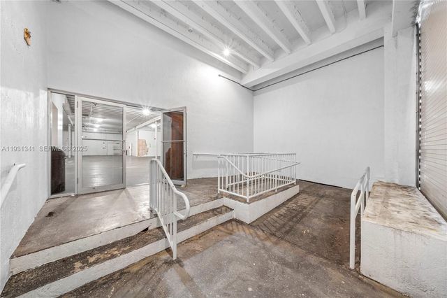 2585 NW 21st Ter, Miami, FL 33142