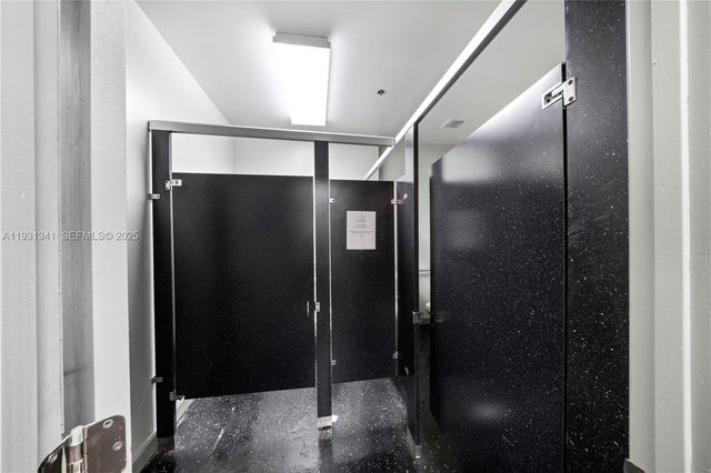 2585 NW 21st Ter, Miami, FL 33142