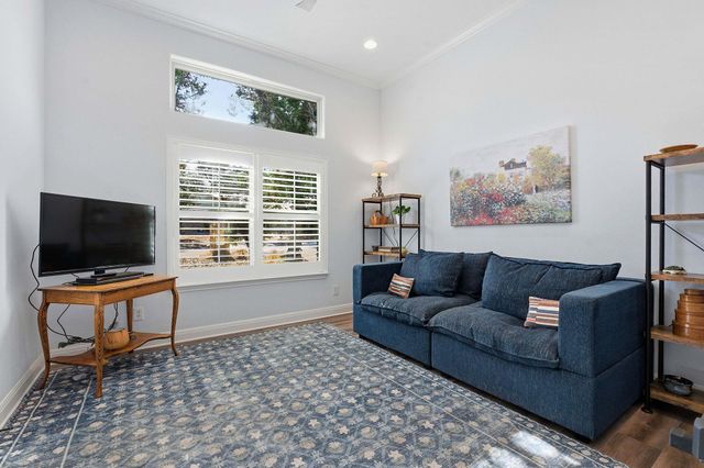 12 Tanglewood TRL, Wimberley, TX 78676