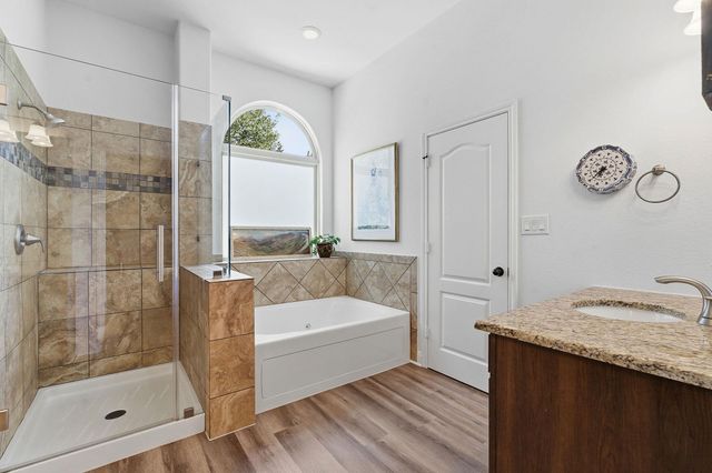 12 Tanglewood TRL, Wimberley, TX 78676