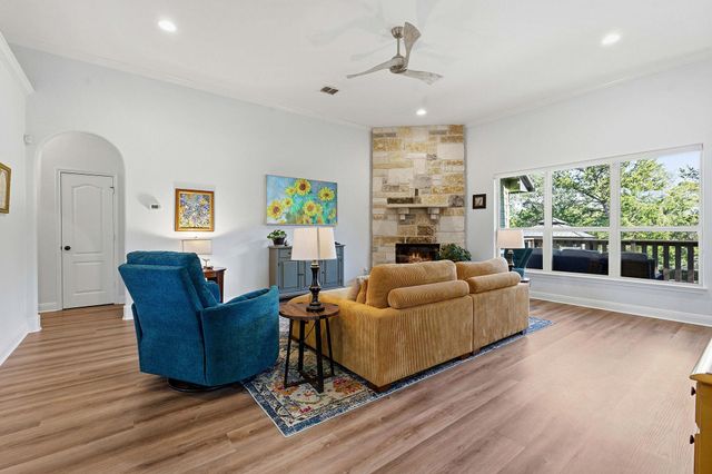 12 Tanglewood TRL, Wimberley, TX 78676