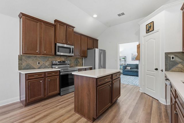 12 Tanglewood TRL, Wimberley, TX 78676