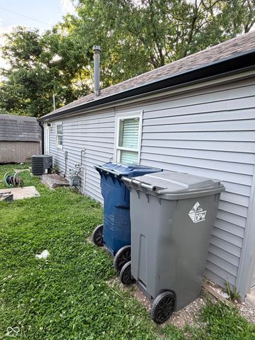 2550 Collier Street, Indianapolis, IN 46241