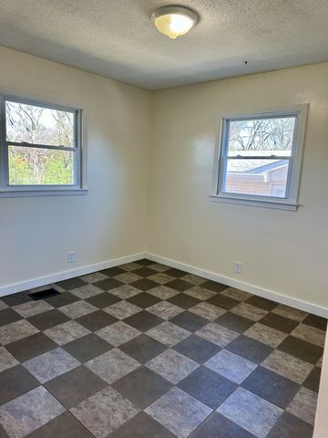 149 Cline Ave, Hendersonville, TN 37075