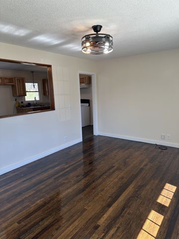 149 Cline Ave, Hendersonville, TN 37075