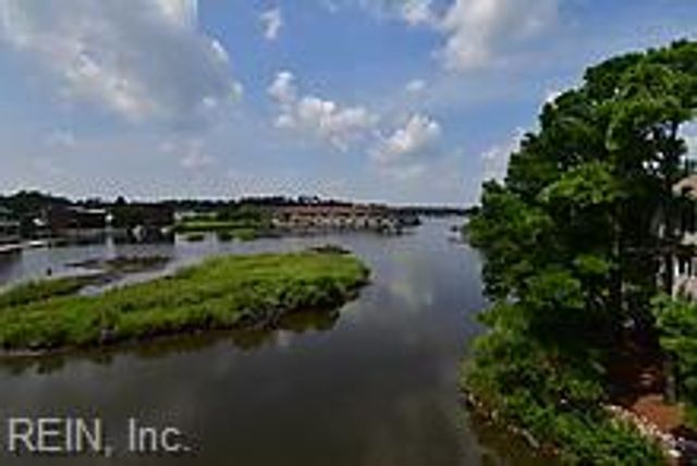 100 Pinewood Rd Apt 226, Virginia Beach, VA 23451
