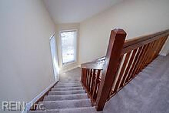 100 Pinewood Rd Apt 226, Virginia Beach, VA 23451