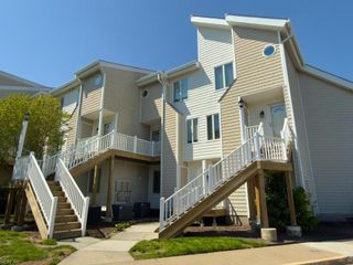 100 Pinewood Rd Apt 226, Virginia Beach, VA 23451