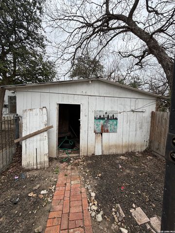 204 Piedmont, San Antonio, TX 78203