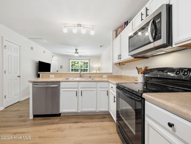 1404 Old Folkstone Road 7, Sneads Ferry, NC 28460