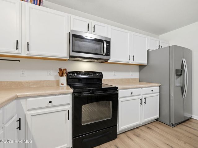 1404 Old Folkstone Road 7, Sneads Ferry, NC 28460