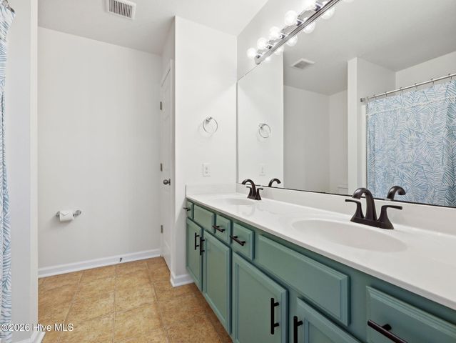 1404 Old Folkstone Road 7, Sneads Ferry, NC 28460