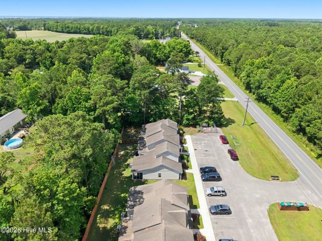 1404 Old Folkstone Road 7, Sneads Ferry, NC 28460