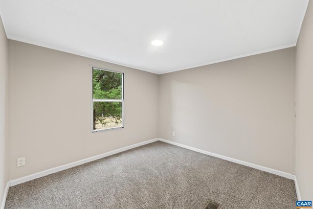 1103 LASLEY LN, Louisa, VA 23093