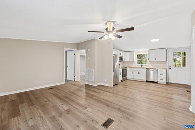 1103 LASLEY LN, Louisa, VA 23093