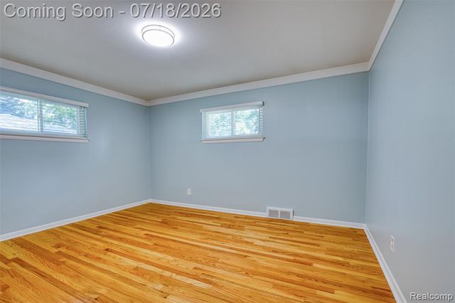 3014 Sylvan Drive, Royal Oak, MI 48073
