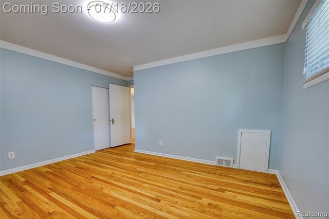 3014 Sylvan Drive, Royal Oak, MI 48073