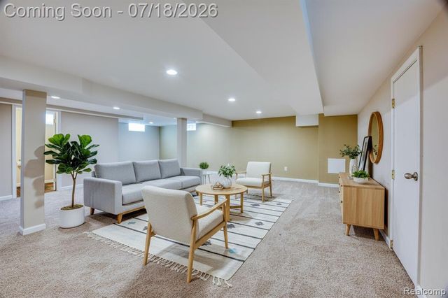 3014 Sylvan Drive, Royal Oak, MI 48073