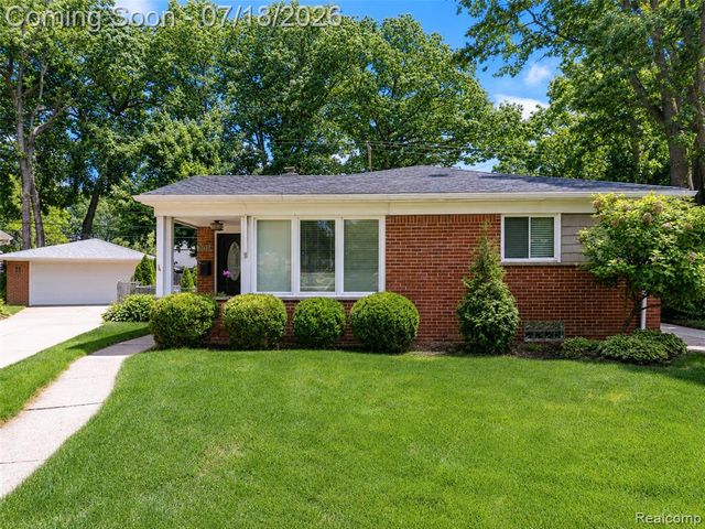 3014 Sylvan Drive, Royal Oak, MI 48073
