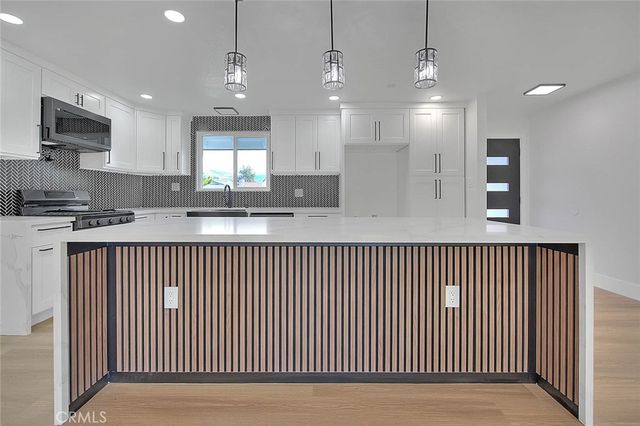 920 Coronado Drive, Redlands, CA 92374