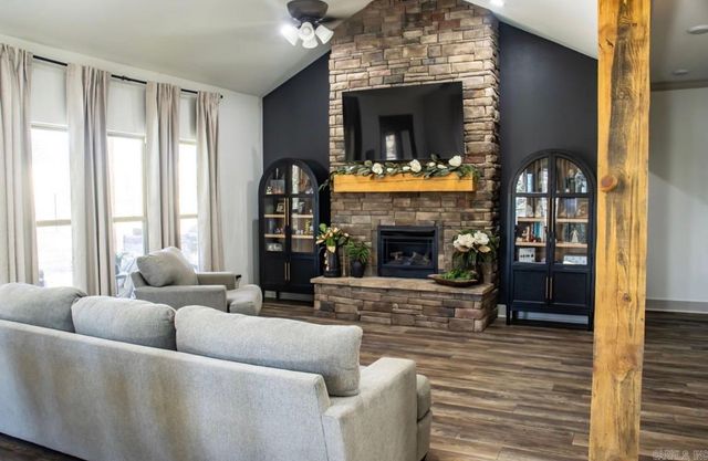 310 Garden Oaks Drive, White Hall, AR 71602