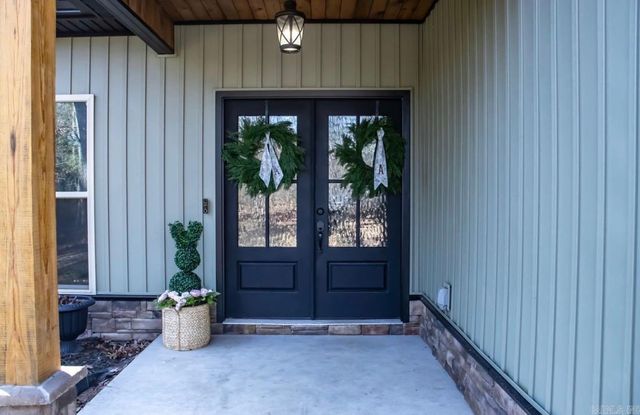 310 Garden Oaks Drive, White Hall, AR 71602