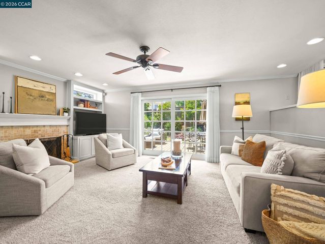 19009 Helton St, Castro Valley, CA 94546