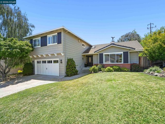 19009 Helton St, Castro Valley, CA 94546