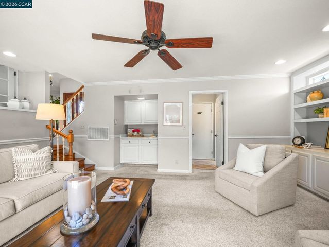 19009 Helton St, Castro Valley, CA 94546
