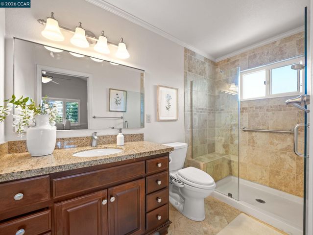 19009 Helton St, Castro Valley, CA 94546