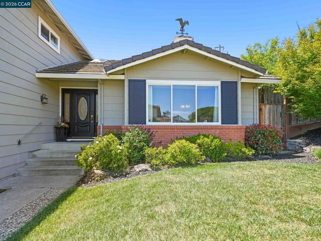 19009 Helton St, Castro Valley, CA 94546