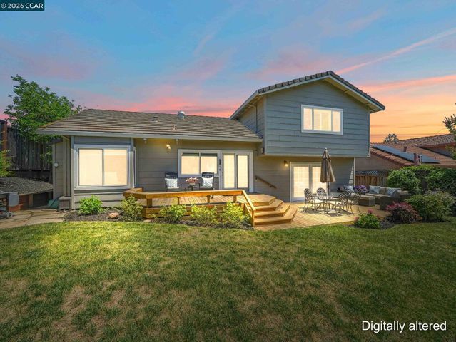 19009 Helton St, Castro Valley, CA 94546