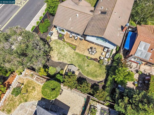 19009 Helton St, Castro Valley, CA 94546