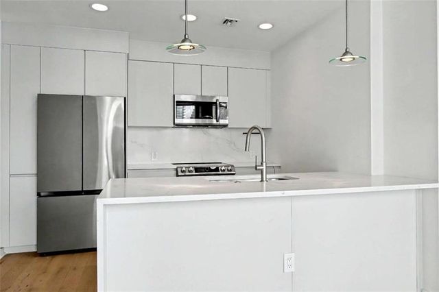 943 Peachtree Street 1411, Atlanta, GA 30309